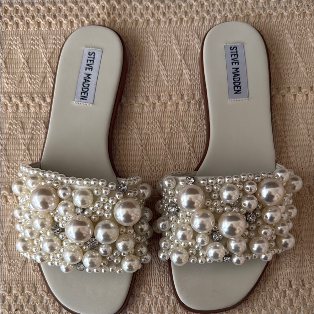 Steve Madden White Pearl Slide Sandals